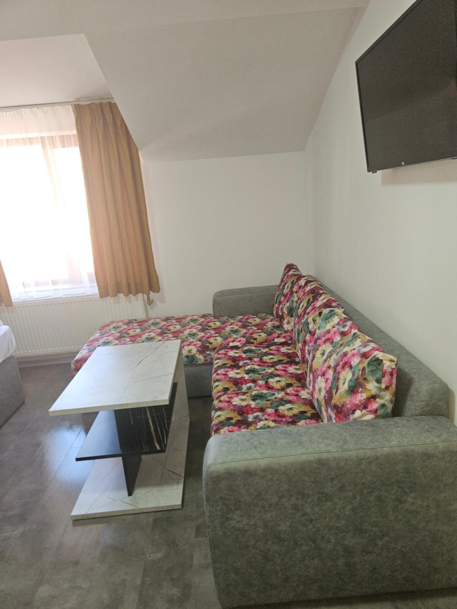 Priyateli - Friends Veliko Tarnovo Exterior foto